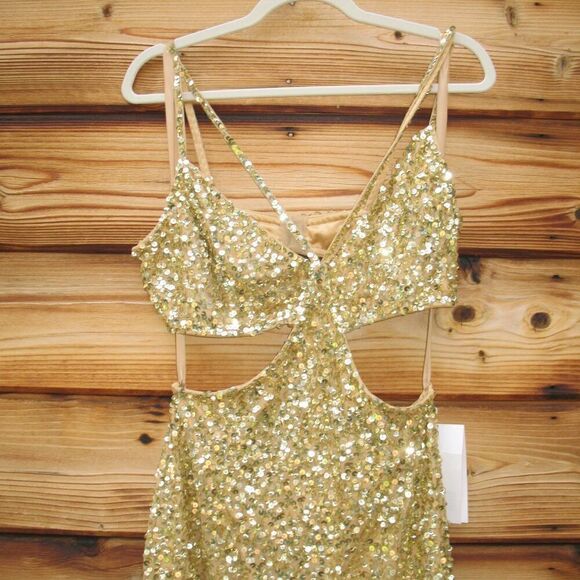 MAC DUGGAL 6077 Gold Thin Strap Cut Out Gown With Ombre Sequins - Picture 11 of 16